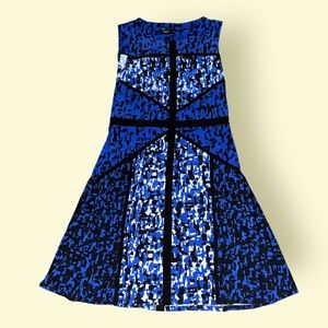 Just…Taylor, Sleeveless Dress, Black and Blue Print, Size 8, Women's